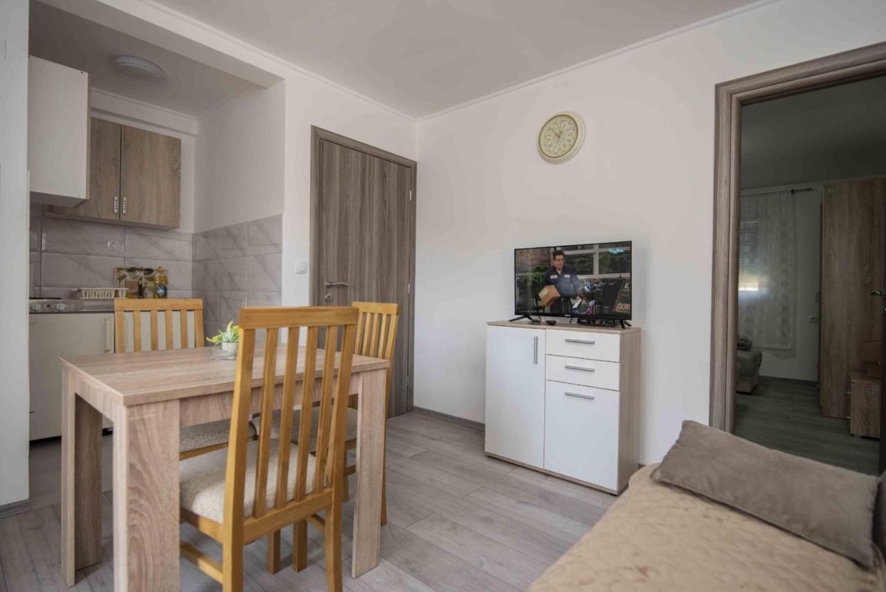 Apartment Miske Ivanica Bagian luar foto